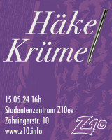 Auf dem Plakat der Veranstaltung ist der Schriftzug "Häkel-Krümel" so dargestellt, dass die letzten Buchstaben der beiden Wörter durch ein kleines L ersetzt sind. Im Hintergrund ist in lilaner Farbe schematisch Garn zu erkennen. Auf dem Plakat sind unten noch Zeit und Ort der Veranstaltung sowie das Z10-Logo zu sehen.